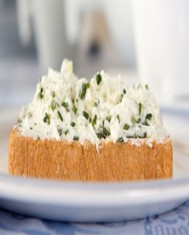 Sauce aux fines herbes Recettes Elle à Table