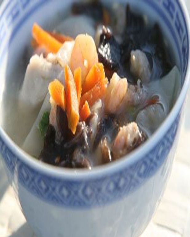 Soupe asiatique de poisson pour 4 personnes Recettes Elle à Table
