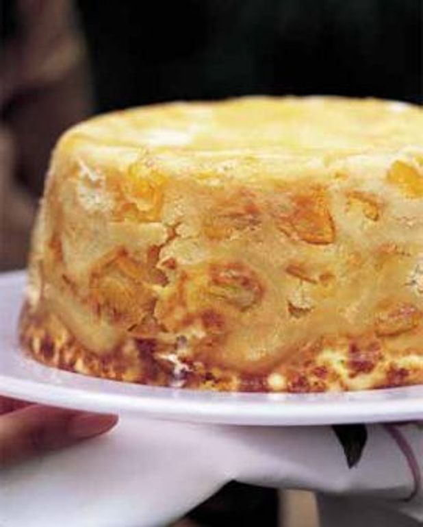 Gateau De Semoule Aux Fruits Pour 6 Personnes Recettes Elle A Table
