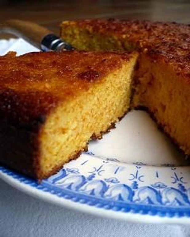 Gateau Carottes Amandes Aux Parfums D Agrumes Pour 8 Personnes Recettes Elle A Table