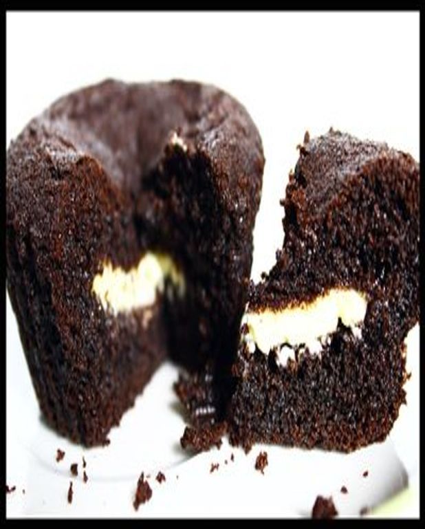 Muffins Au Chocolat Coeur Chocolat Blanc Pour 6 Personnes Recettes Elle A Table