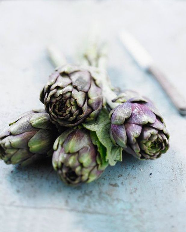 Artichauts Vinaigrette Pour 4 Personnes Recettes Elle A Table