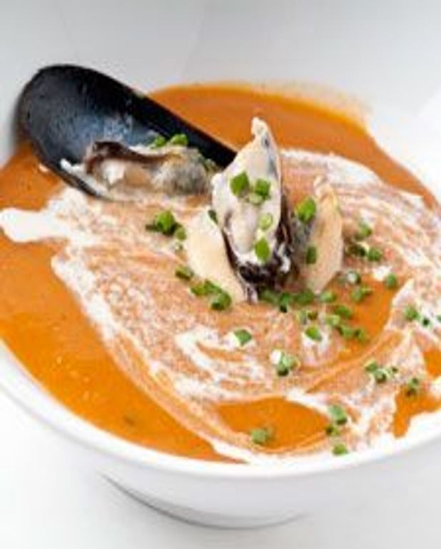 Bisque de homard et moules pour 4 personnes Recettes Elle à Table