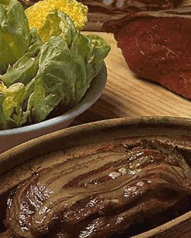 Boeuf en terrine pour 6 personnes Recettes Elle à Table