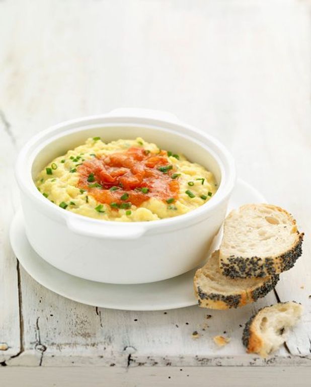 Brouillade D œufs Aux Aspeges Pour 4 Personnes Recettes Elle A Table