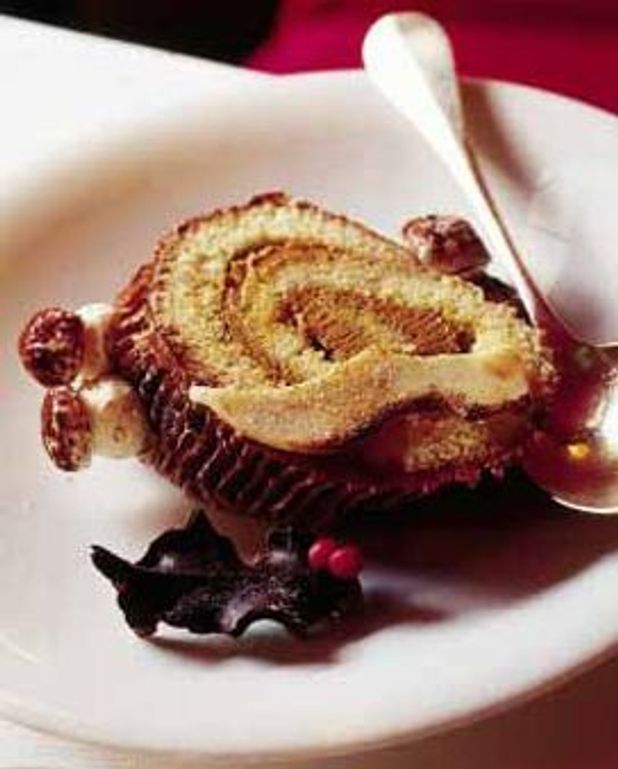 Buche De Noel Au Cafe Pour 6 Personnes Recettes Elle A Table