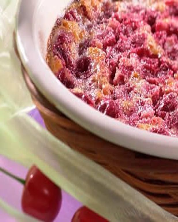 Clafoutis Aux Cerises Pour 6 Personnes Recettes Elle A Table
