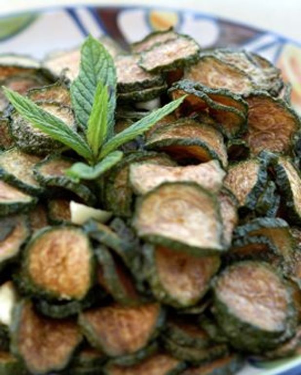 Courgettes A La Menthe Et Au Vinaigre Pour 4 Personnes Recettes