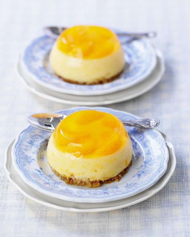 Flan Ananas Noix De Coco Pour 4 Personnes Recettes Elle A Table