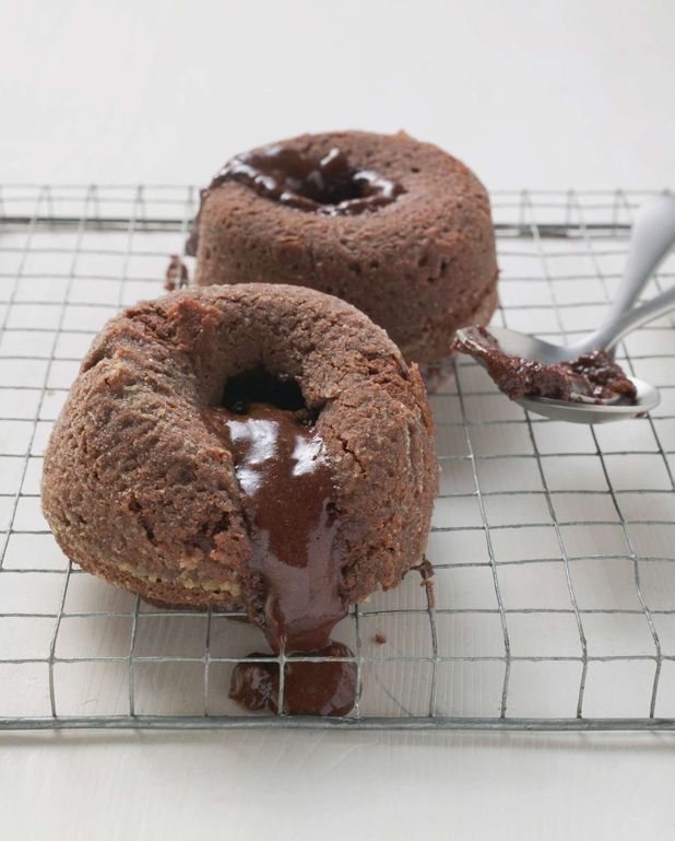 Fondant au chocolat pour 12 personnes - Recettes Elle à Table