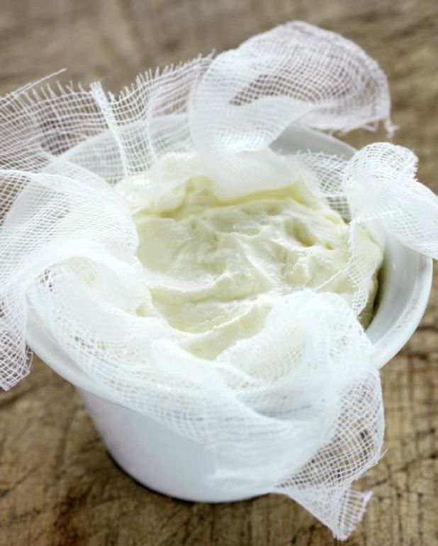 Gateau A La Faisselle Pour 8 Personnes Recettes Elle A Table