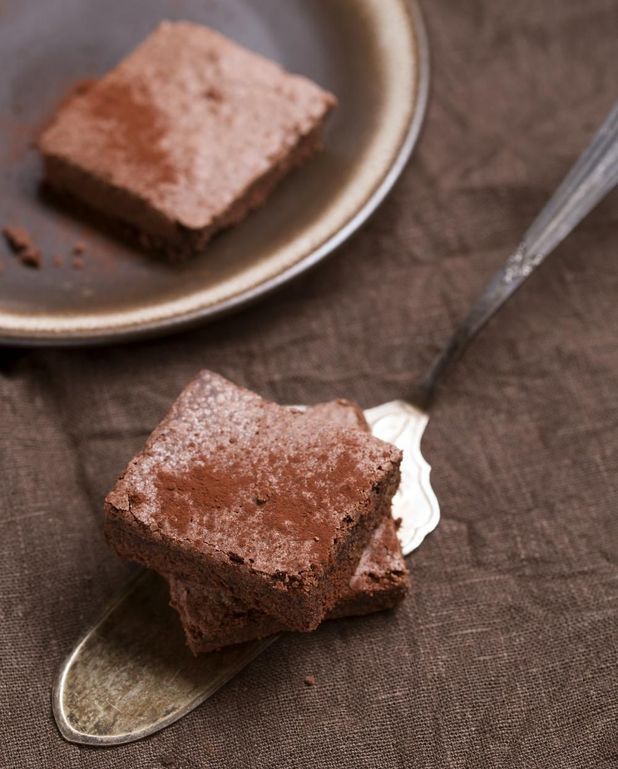 Gateau Au Chocolat Maison Pour 4 Personnes Recettes Elle A Table