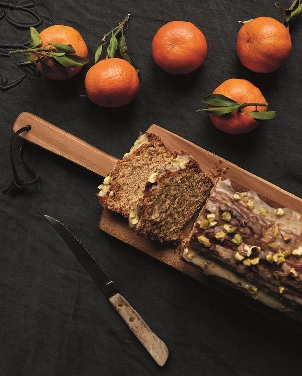 Gateau Clementines Et Pistaches Pour 8 Personnes Recettes Elle A Table Gateau Clementines Et Pistaches Pour 8 Personnes Recettes Elle A Table