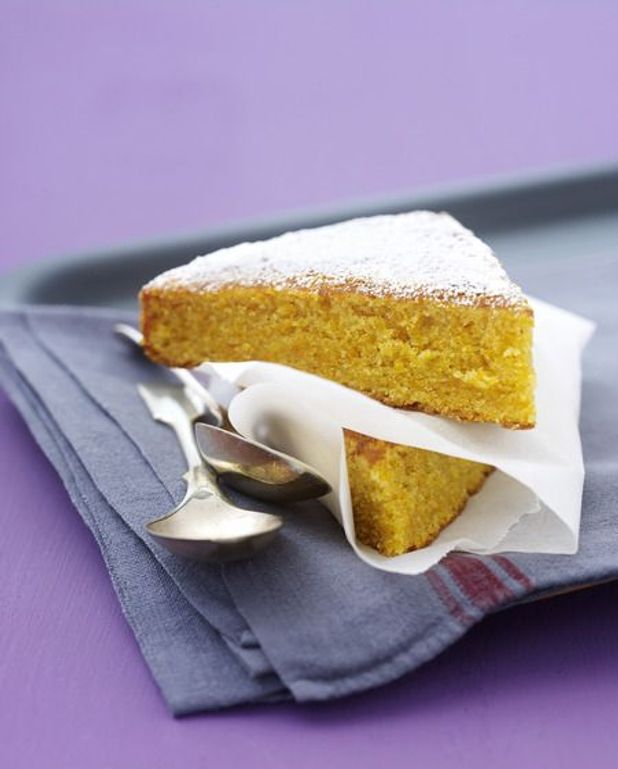 Gateau Au Yaourt Et Ananas Caramelise Pour 6 Personnes Recettes