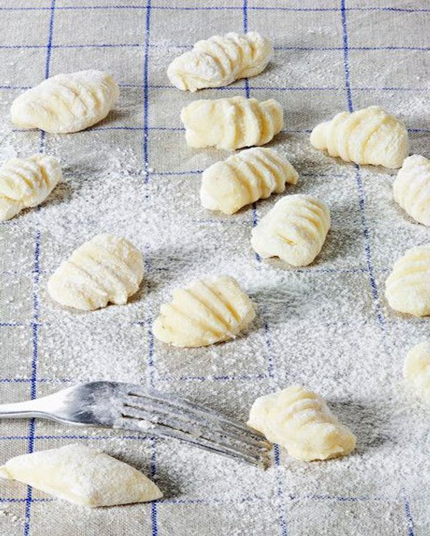 Gnocchi De Pommes De Terre A La Piemontaise Recettes Elle A Table