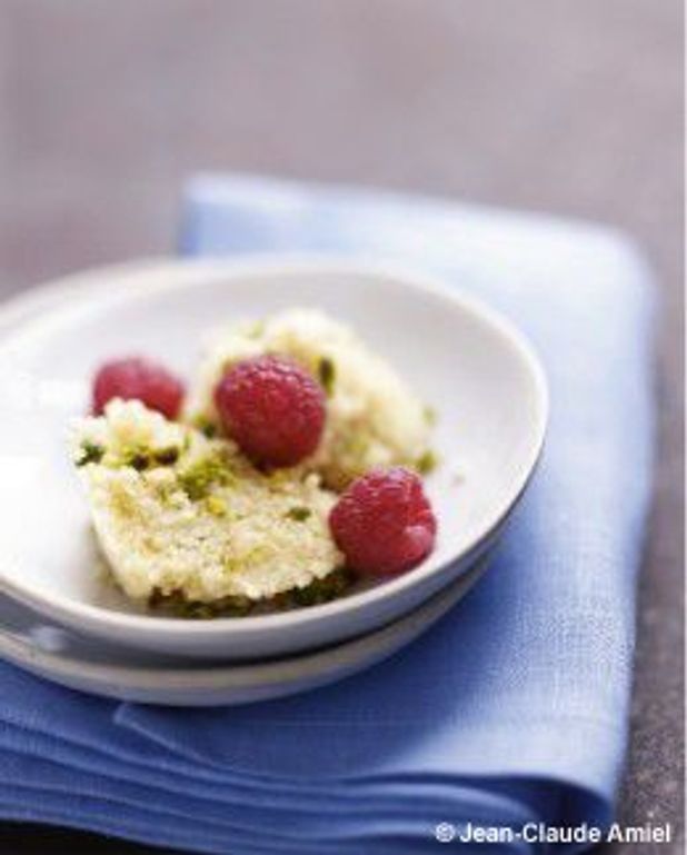Halva aux framboises et pistaches pour 4 personnes Recettes Elle à Table