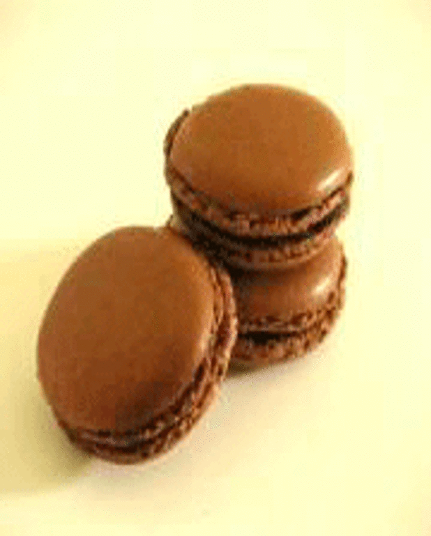 Macarons Au Chocolat Pour 6 Personnes Recettes Elle A Table