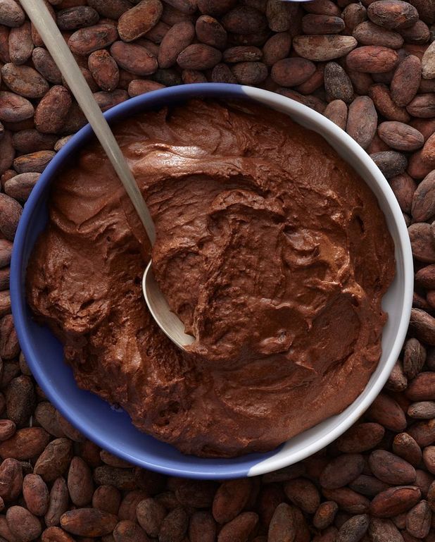 Mousse Au Chocolat Pour 4 Personnes Recettes Elle A Table