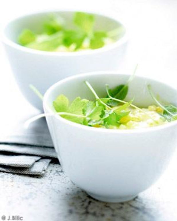 Oeufs Brouilles Cremeux Pour 6 Personnes Recettes Elle A Table