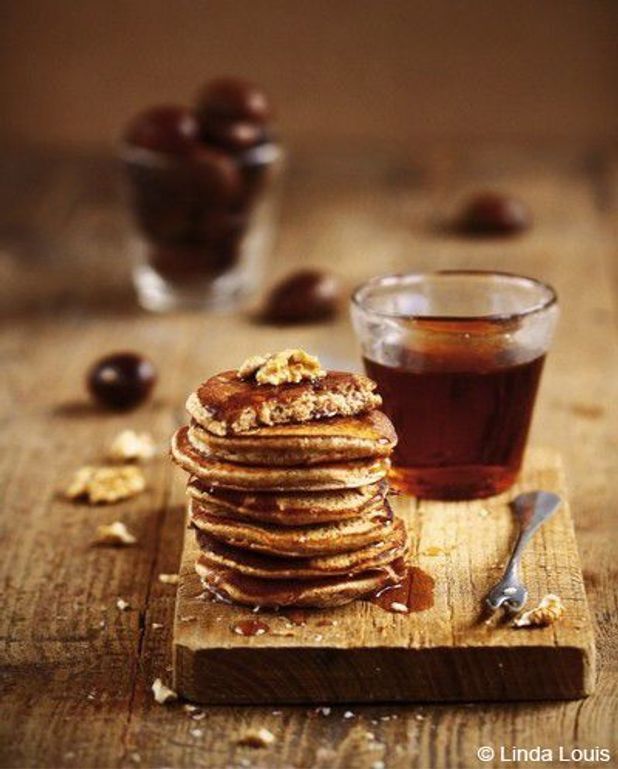 Pancakes A La Farine De Chataigne Pour 4 Personnes Recettes Elle A Table