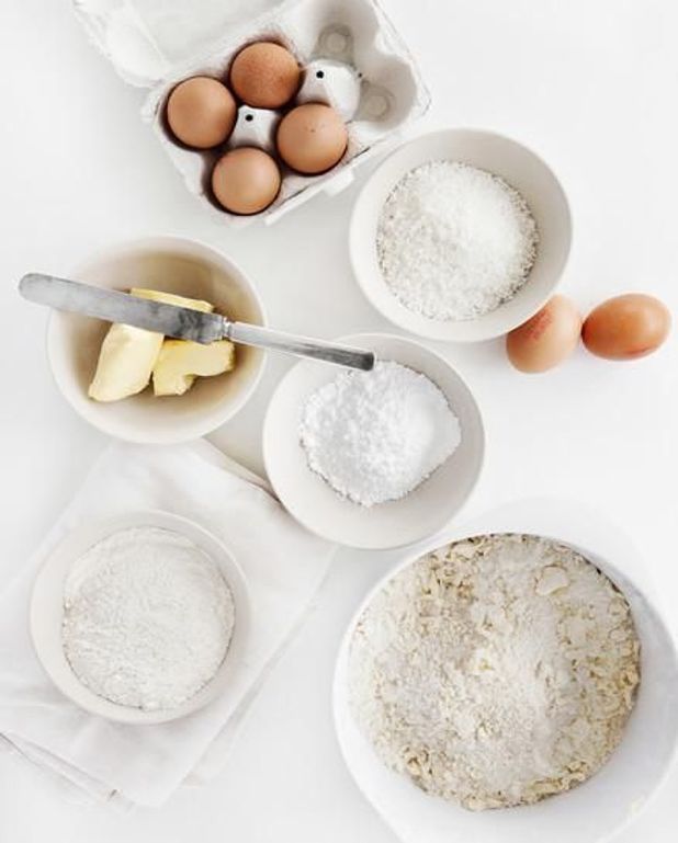 Pancakes A La Farine De Chataigne Pommes Caramelisees Pour 4 Personnes Recettes Elle A Table