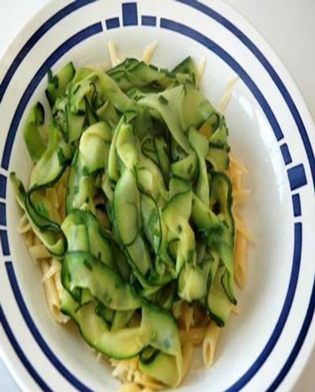 Pates Aux Lamelles De Courgettes Pour 2 Personnes Recettes Elle