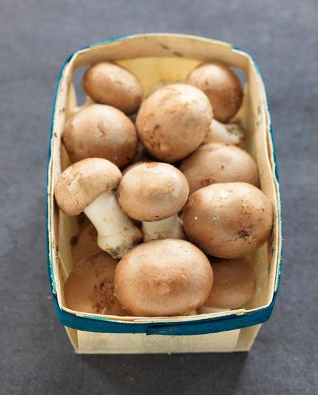 Pommes De Terre Forestières Aux Champignons De Paris