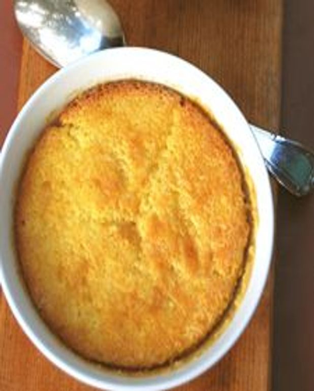 Pouding chômeur au caramel à la fleur de sel pour 6 personnes