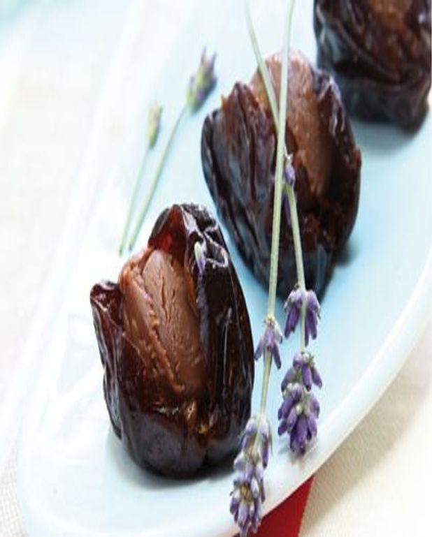Pruneaux d'Agen au chocolat pour 6 personnes Recettes Elle à Table