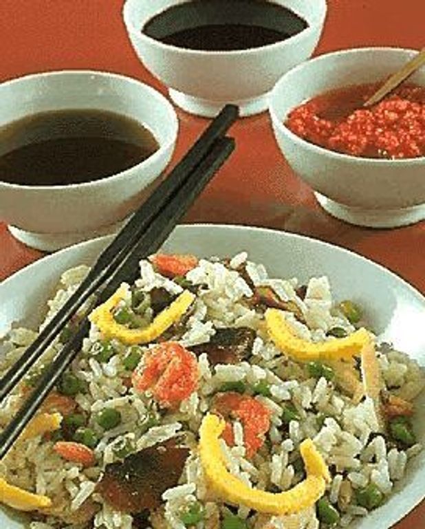 Riz Cantonais 1 Pour 4 Personnes Recettes Elle A Table