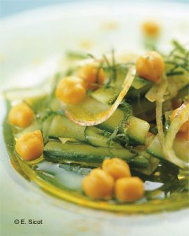 Salade De Pois Chiches Au Concombre Et Au Curcuma Pour 4 Personnes