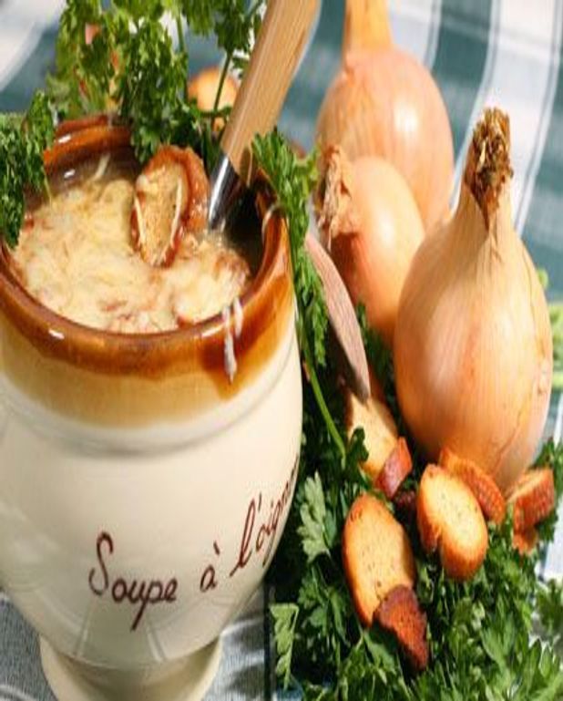 Soupe à l'oignon pour 4 personnes - Recettes Elle à Table