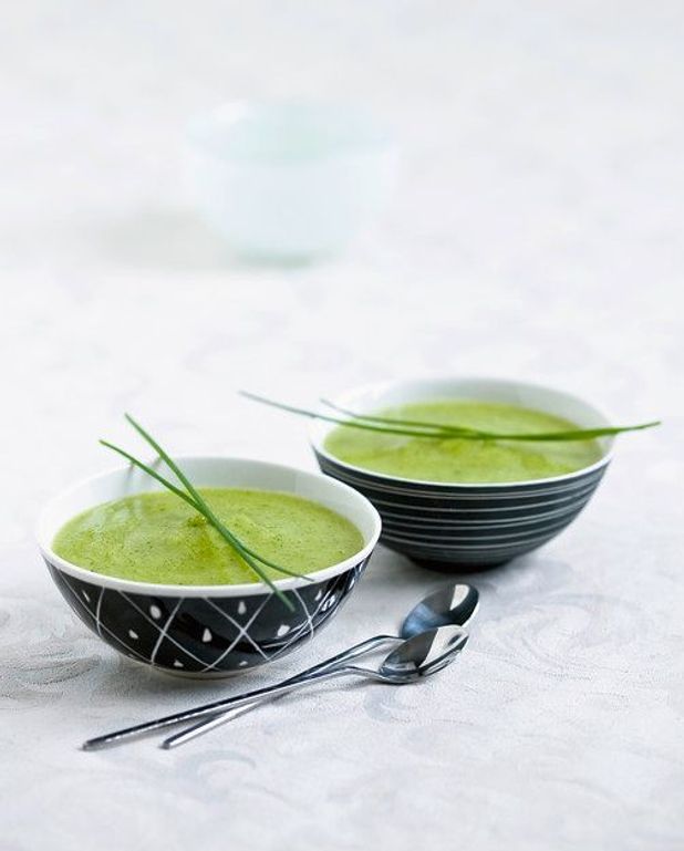 Soupe à l'oseille - Recettes Elle à Table