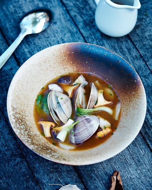 Soupe de palourdes au miso pour 4 personnes Recettes Elle à Table