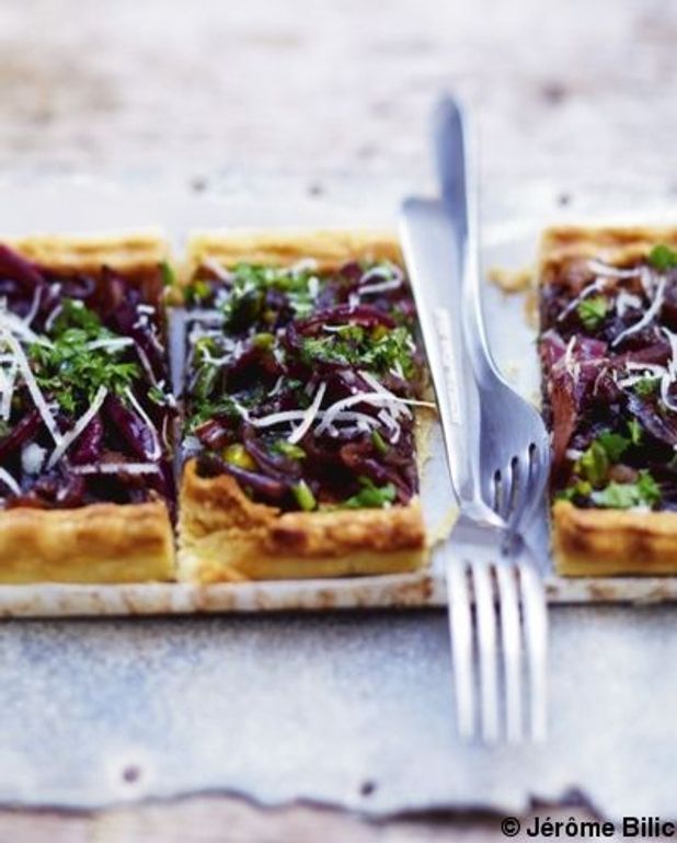 Tarte Aux Oignons Rouges Pour 6 Personnes Recettes Elle A Table