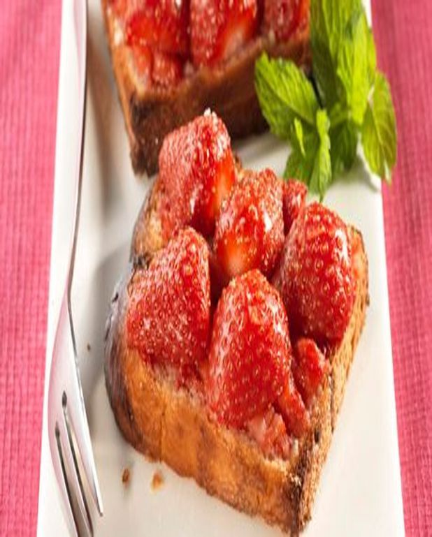 Tartine aux fraises rôties