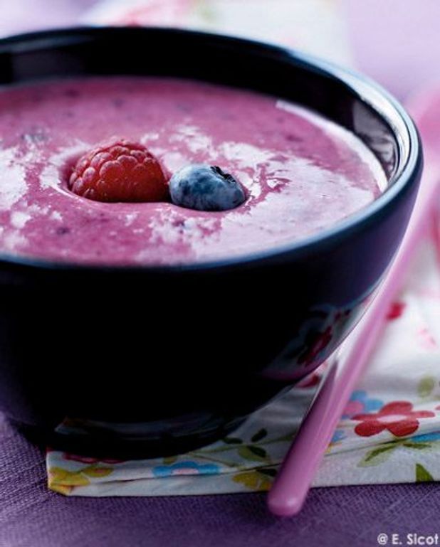 Smoothie Aux Fruits Rouges Miel Et Son Des 9 Mois Pour 1 Personne Recettes Elle A Table