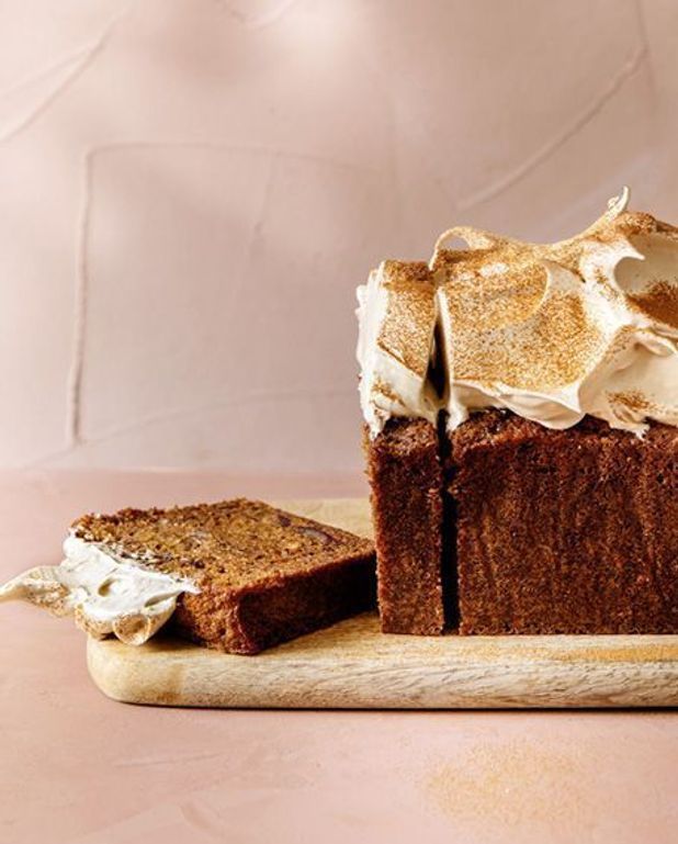 Gateau Moelleux Dattes Et Cafe Meringue Cafe Pour 4 Personnes Recettes Elle A Table