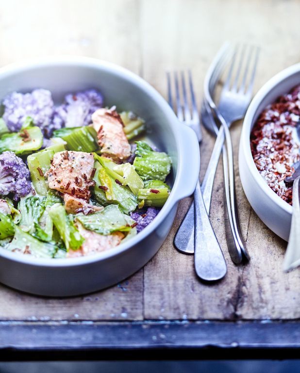 Saumon Vapeur Aux Deux Choux Et Riz Rouge Pour 6 Personnes Recettes Elle A Table