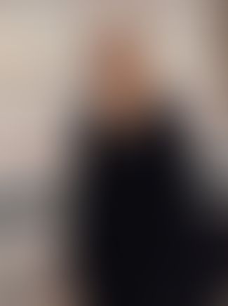 157 L'oeil de la styliste : « Mes épaules me donnent des complexes »