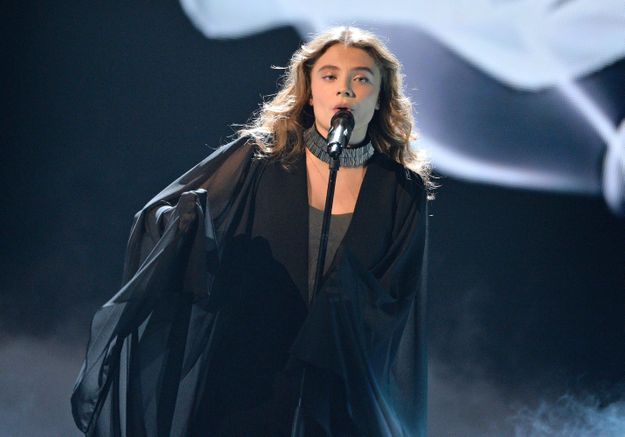 « Of VoiceRevivez La The Maëlle Sign De Times Performance Sur mNOn0w8v