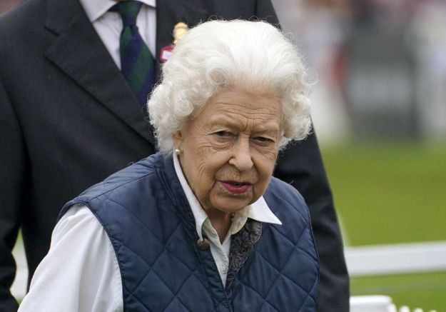 Elisabeth II : la reine va mieux, elle peut reprendre ses obligations