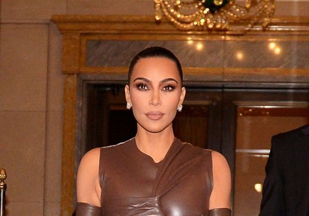 Kim Kardashian : elle se moque de ses mariages ratés lors d'un discours 