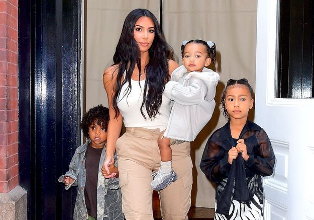 Kim Kardashian veut être plus stricte avec ses enfants