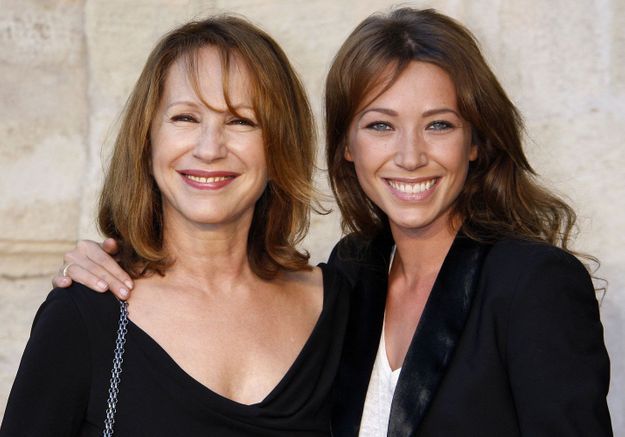 Nathalie Baye A L Hopital Sa Fille Laura Smet Donne Des Nouvelles Rassurantes Elle
