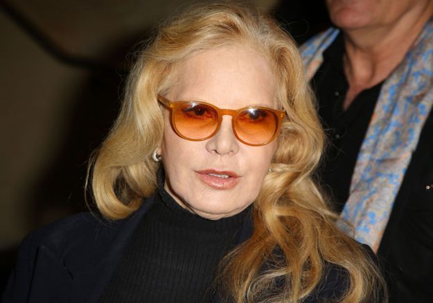 Sylvie Vartan Sa Fille Darina Publie Une Photo Emouvante De Son Adoption Sur Instagram Elle
