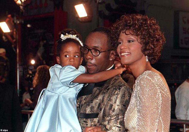 whitney houston sa famille - Whitney Houston : une voix s'est éteinte