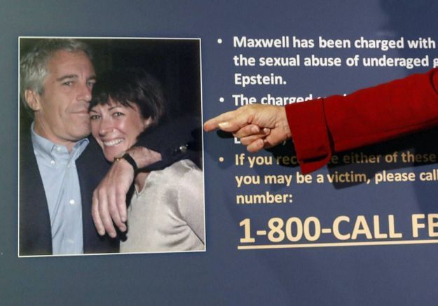 Affaire Epstein : Ghislaine Maxwell, l’ex-compagne du milliardaire, inculpée pour trafic de mineures