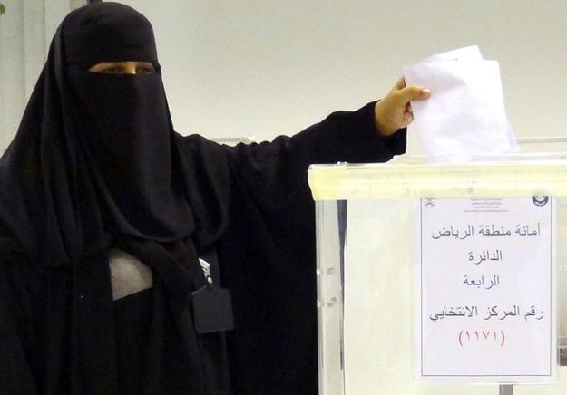 Arabie saoudite : un scrutin ouvert aux femmes pour la première fois