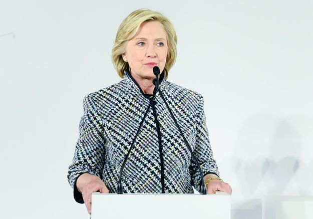 Hillary Clinton : un clip pour parler du congé maternité